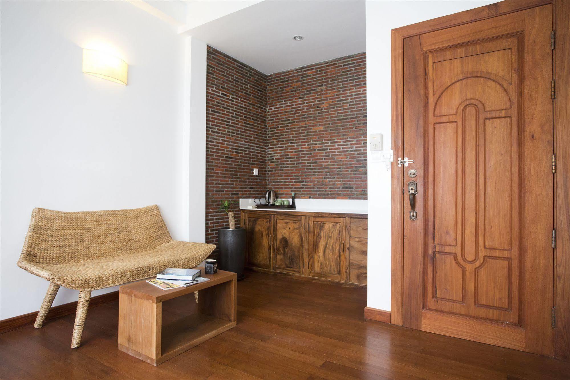 Casa Villa Independence Phnom Penh Ngoại thất bức ảnh